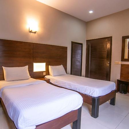 Hillside Homes Karachi Luaran gambar