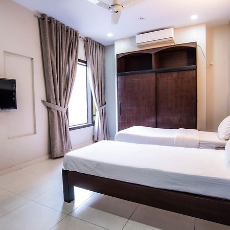 Hillside Homes Karachi Luaran gambar