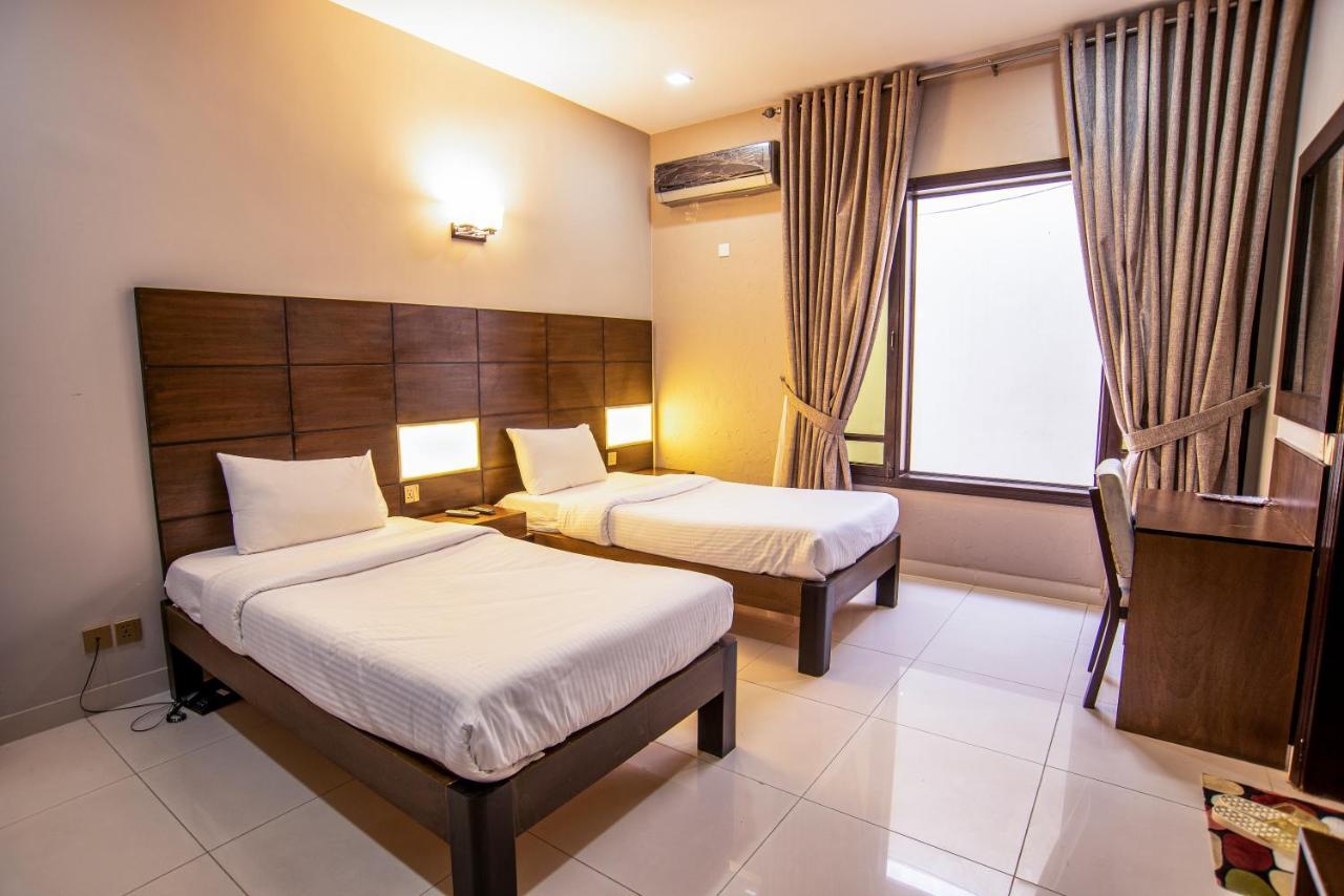 Hillside Homes Karachi Luaran gambar